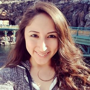 Meet your Posher, Stephanie